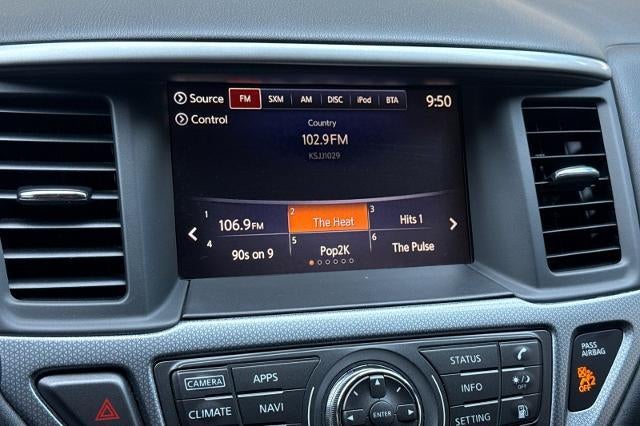 2018 Nissan Pathfinder SL