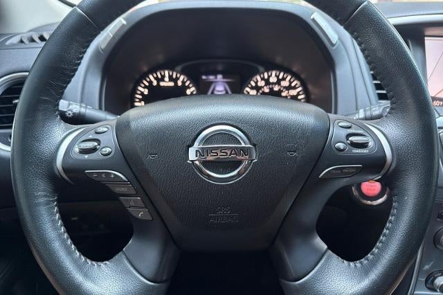 2018 Nissan Pathfinder SL