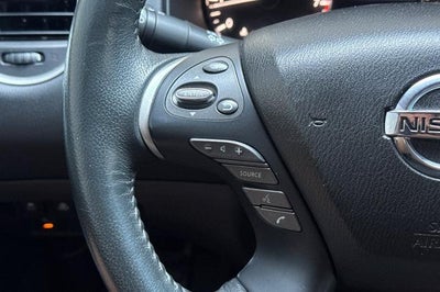 2018 Nissan Pathfinder SL