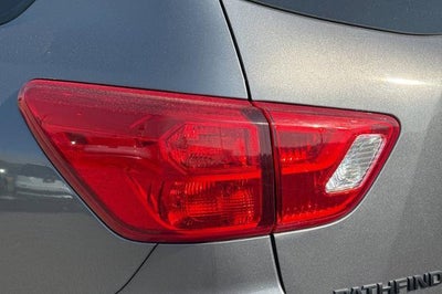 2018 Nissan Pathfinder SL