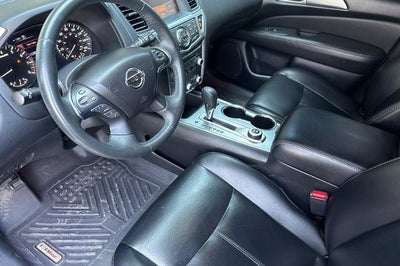 2018 Nissan Pathfinder SL