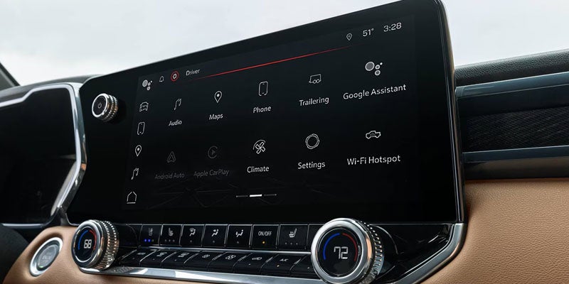 2026 GMC Canyon touchscreen technology in Madras, OR